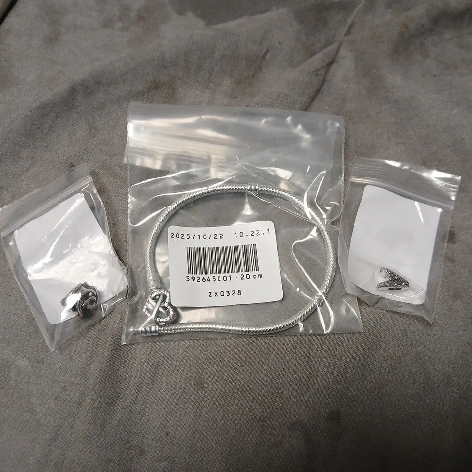 BOXED PANDORA BRACELET TO INCLUDE 2 CHARMS