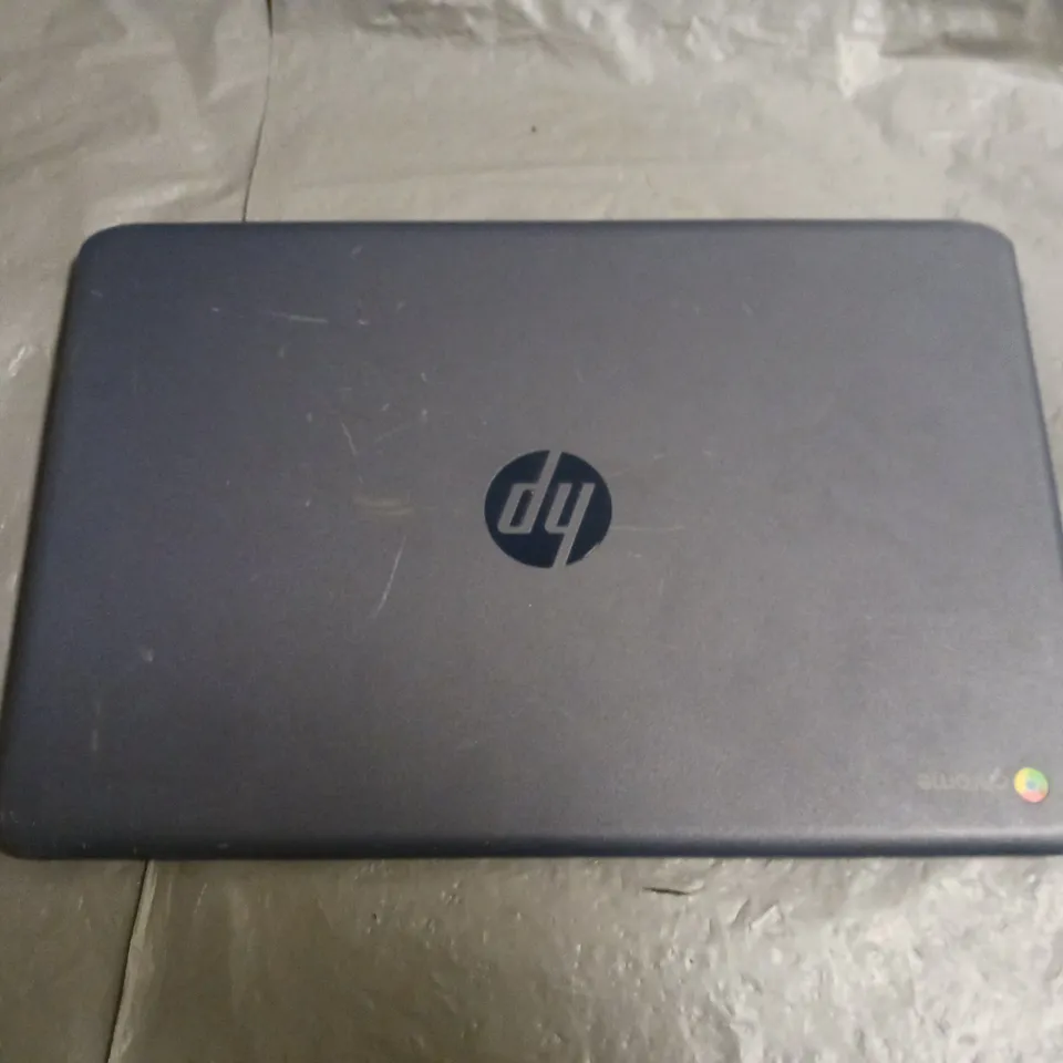 UNBOXED HP CHROMEBOOK LAPTOP IN BLUE - 14-DB0500SA