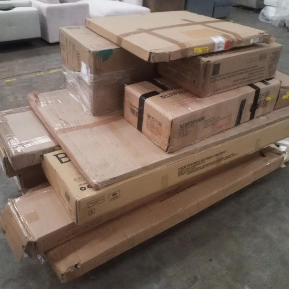 PALLET CONTAINING ASSORTED INCOMPLETE FLATPACK FURNITURE PARTS