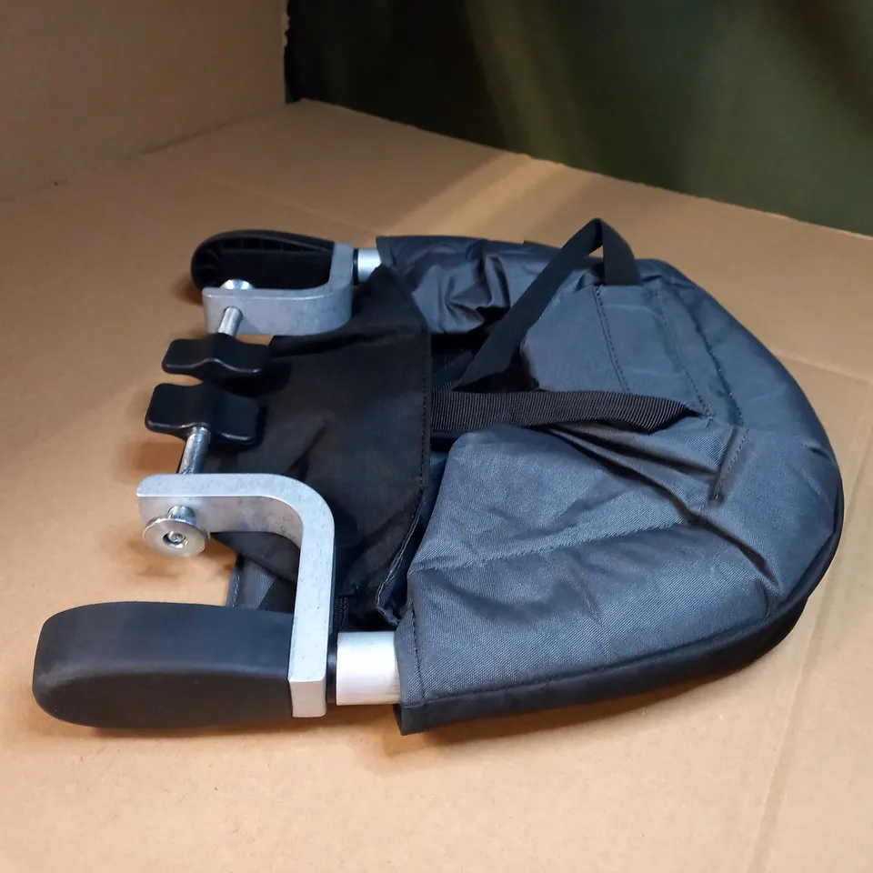 MOUNTAIN BUGGY BABY SEAT