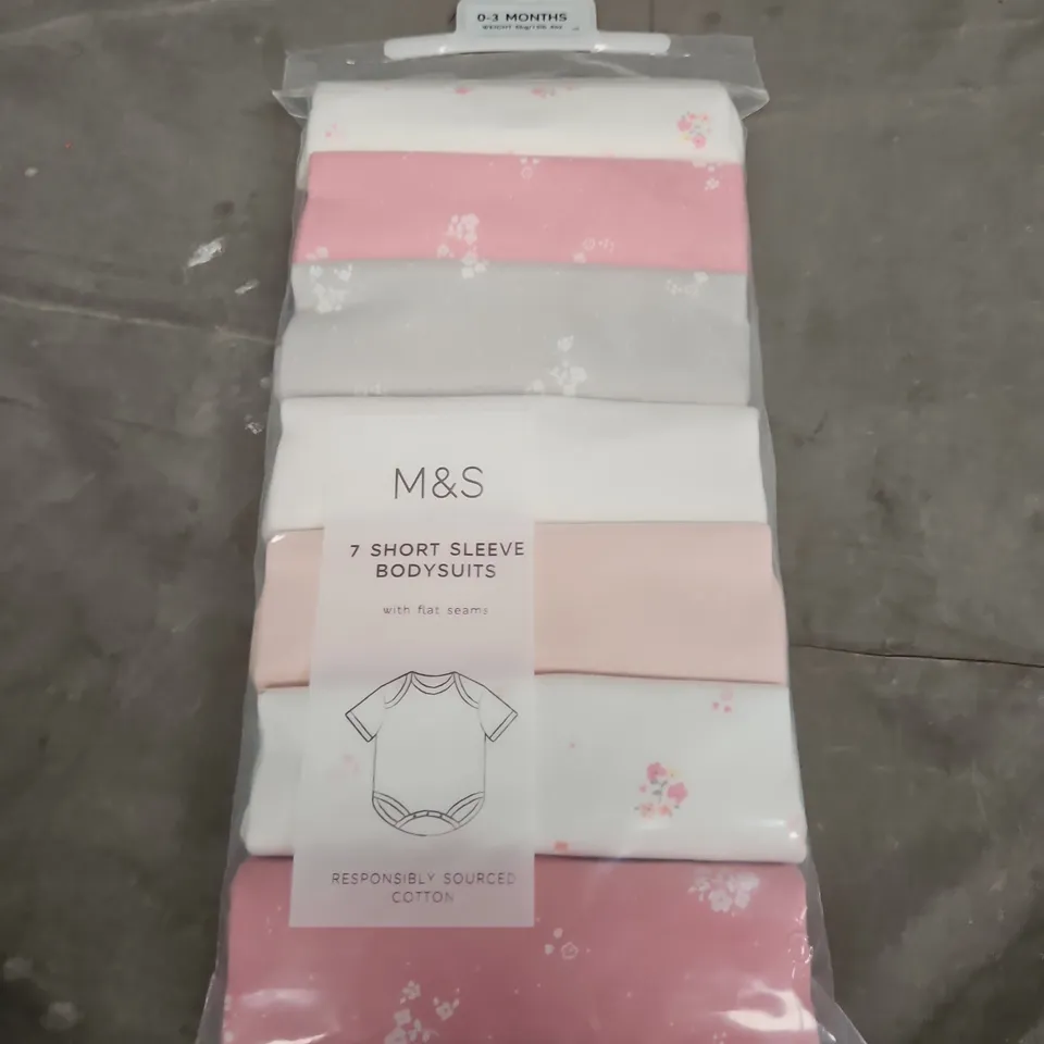 M&S BABY BODYSUITS 0-3 MONTHS, PACK OF 7 