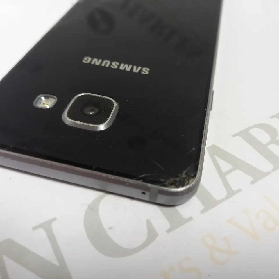 SAMSUNG GALAXY A3 