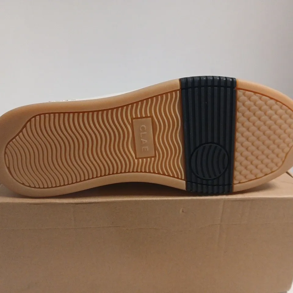 BOXED PAIR OF CLAE MOSES WHITE FEATHER SNEAKERS – UK 9.5