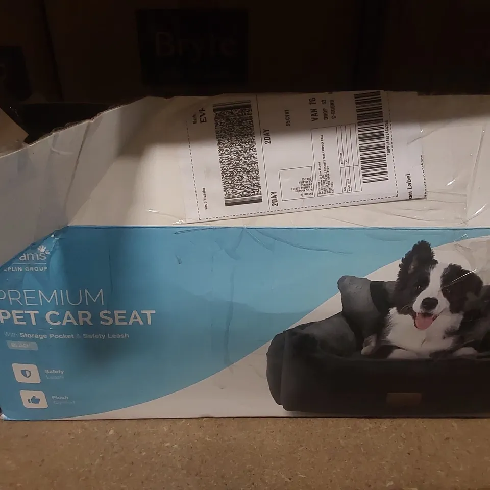 BOXED FURDREAMS PREMIUM PET CAR SEAT - BLACK