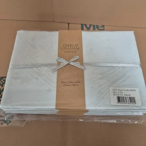 SET OF 4 GISELA GRAHAM LONDON CHRISTMAS FABRIC TABLE CLOTH