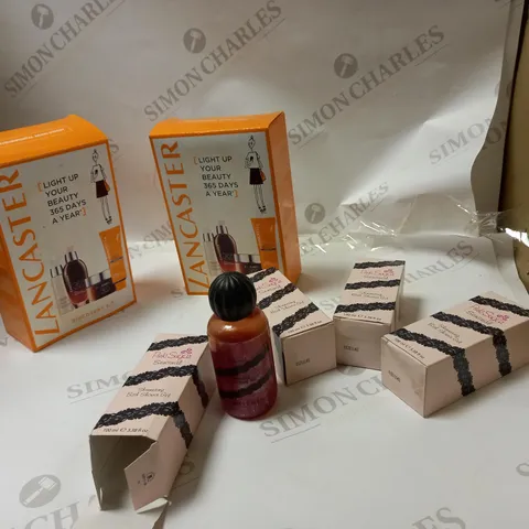 LOT OF APPROX 6 ASSORTED HEALTH AND BEAUTY PRODUCTS TO INCLUDE: AQUOLINA PINK SENSUAL SHIMMERING BATH & SHOWER GEL 100ML, LANCASTER DISCOVER KIT