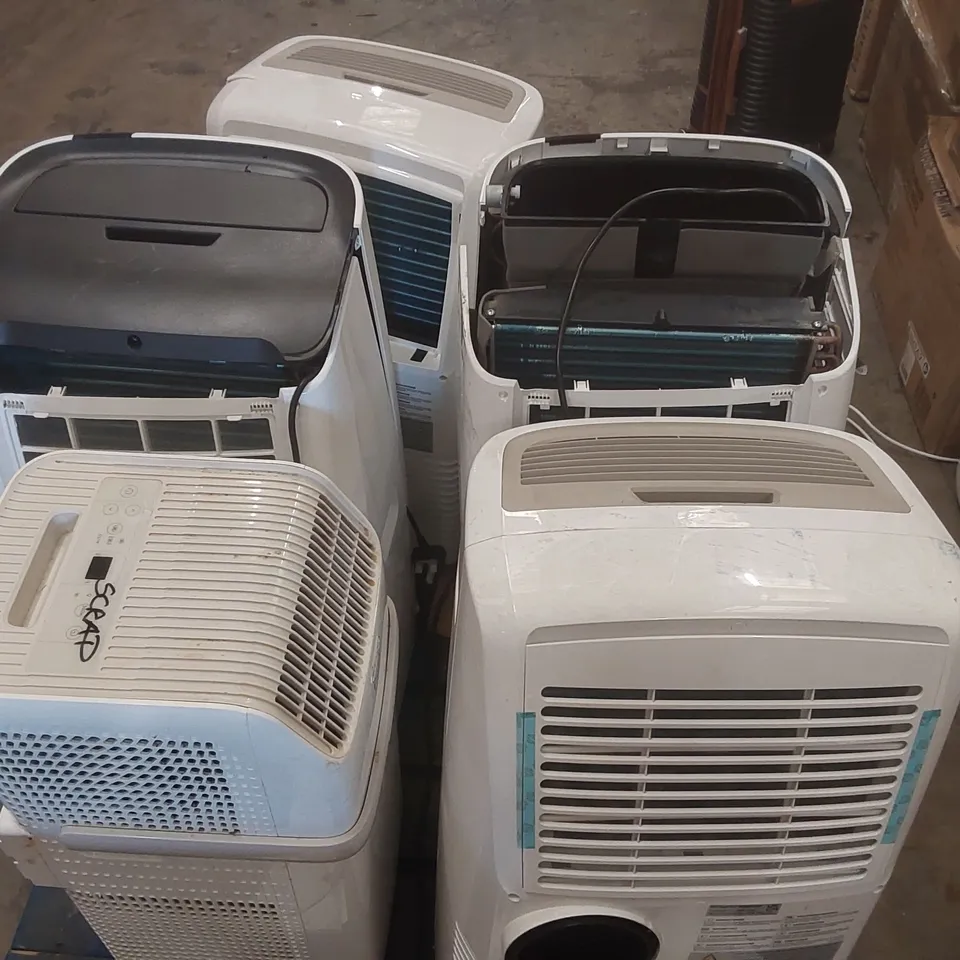PALLET CONTAINING A LARGE QUANTITY OF ASSORTED AIR CONDITIONER UNIT PARTS