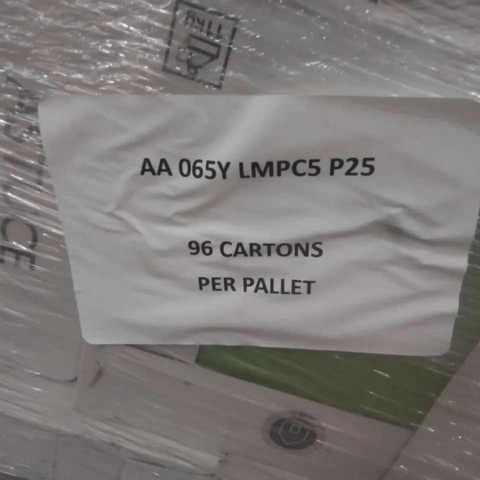 PALLET TO CONTAIN APPROX 96 X CARTONS OF JOHNSON COLLECTION MAISON ASTUCE BRILLIANT VERT TILES - 25 TILES PER CARTON // TILE SIZE: 197 X 197 X 6.5mm