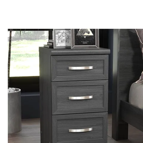 BOXED CAMBERLEY 3-DRAWER GRADUATED BEDSIDE CHEST IN DARK OAK - COLLECTION ONLY - HEAVY