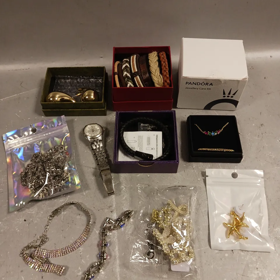 APPROXIMATELY 20 ASSORTED JEWELLERY PRODUCTS TO INCLUDE NECKLACES, WATCHES, BRACELETS ETC 