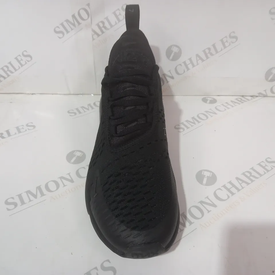 PAIR OF NIKE AIR 270 SHOES IN BLACK UK SIZE 7