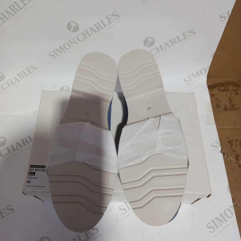 SHOON WYVERN BLUE NUBUCK SIZE TASSEL MOCCASIN SHOE - SIZE 6.5 