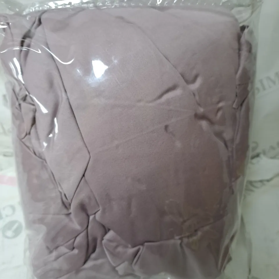 NORTHERN NIGHTS 100% COTTON EASY CARE SET OF 2 FITTED SHEETS UNKNOW SIZE IN PURPLE 