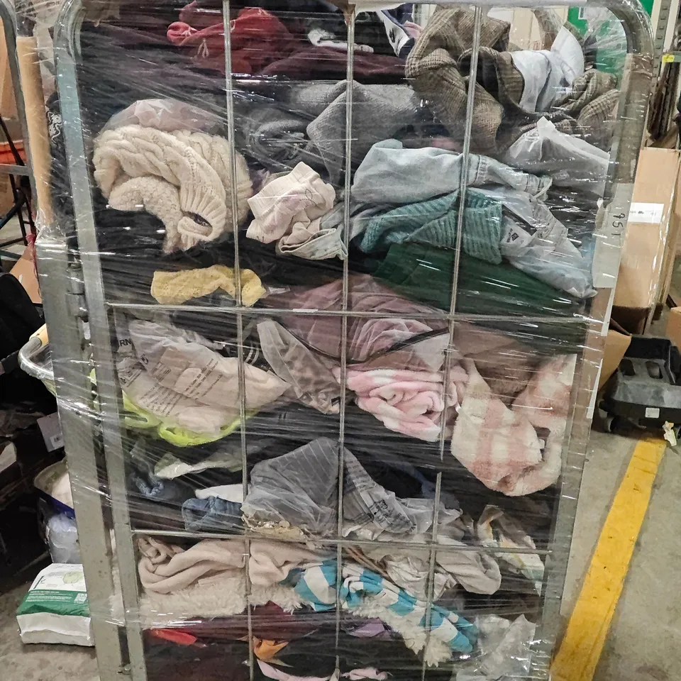 CAGE OF ASSORTED CLOTHING ITEMS TO INCLUDE MONSOON, NIKE AND ZARA