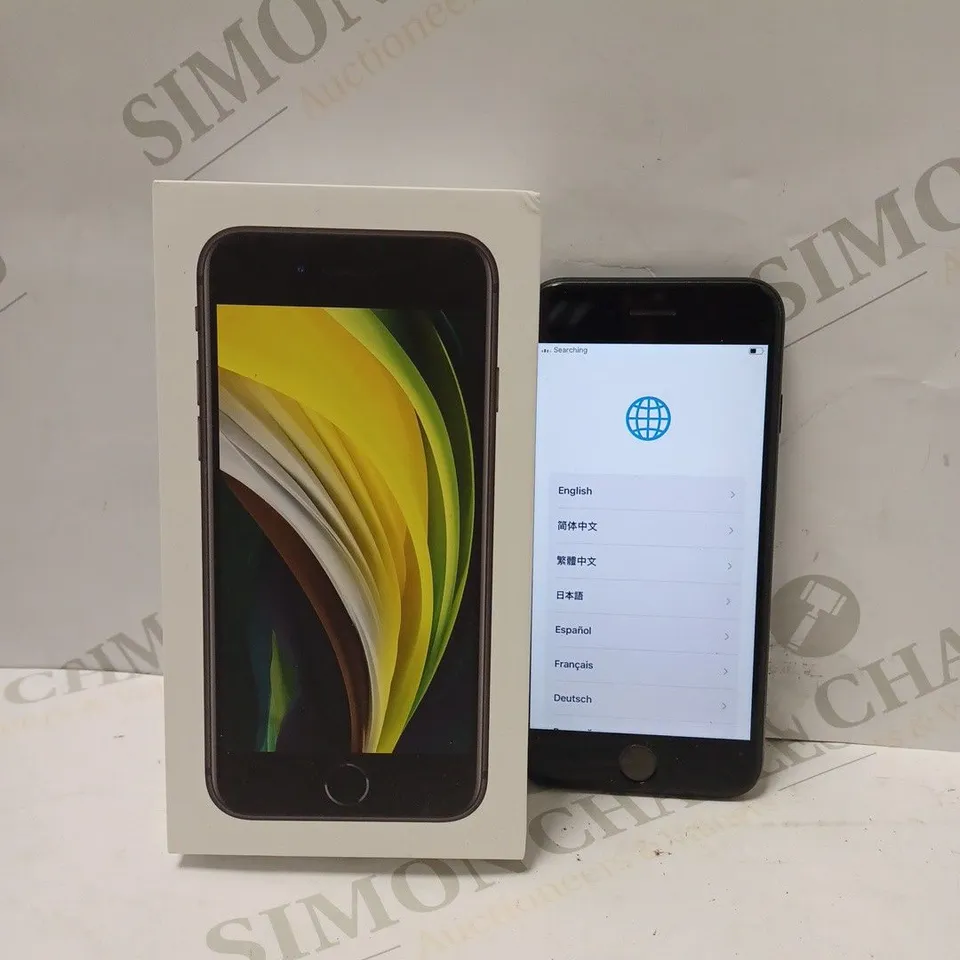 BOXED APPLE IPHONE SE IN BLACK 64GB