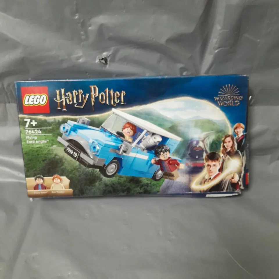 LEGO HARRY POTTER - FLYING FORD ANGILA - 76424 RRP £23.99