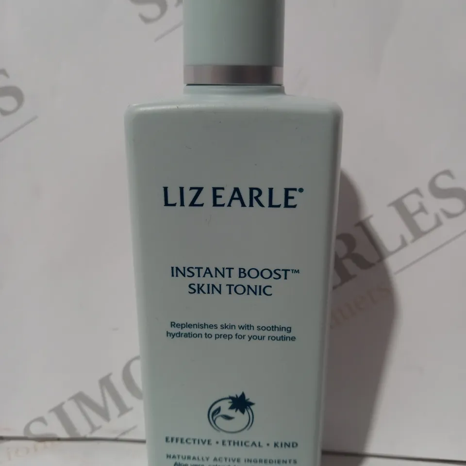 LIZ EARLE INSTANT BOOST SKIN TONIC (200ML)