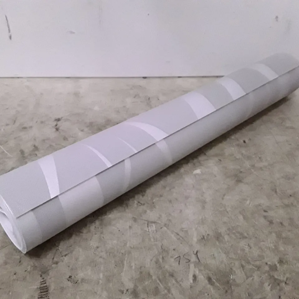 BOXED MAISY-JANE 9.5M × 53CM WALLPAPER ROLL