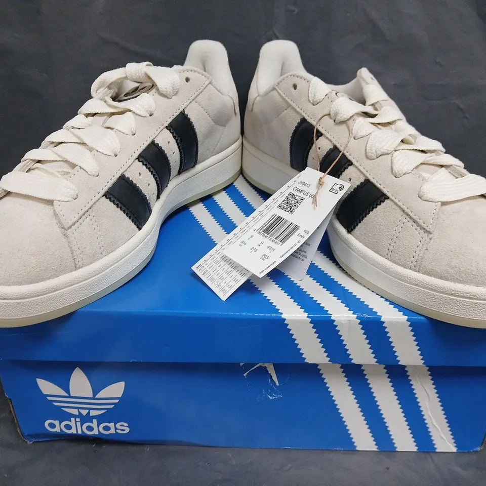 BOXED PAIR OF ADIDAS CAMPUS 00S SHOES IN OFF-WHITE/BLACK SIZE 9