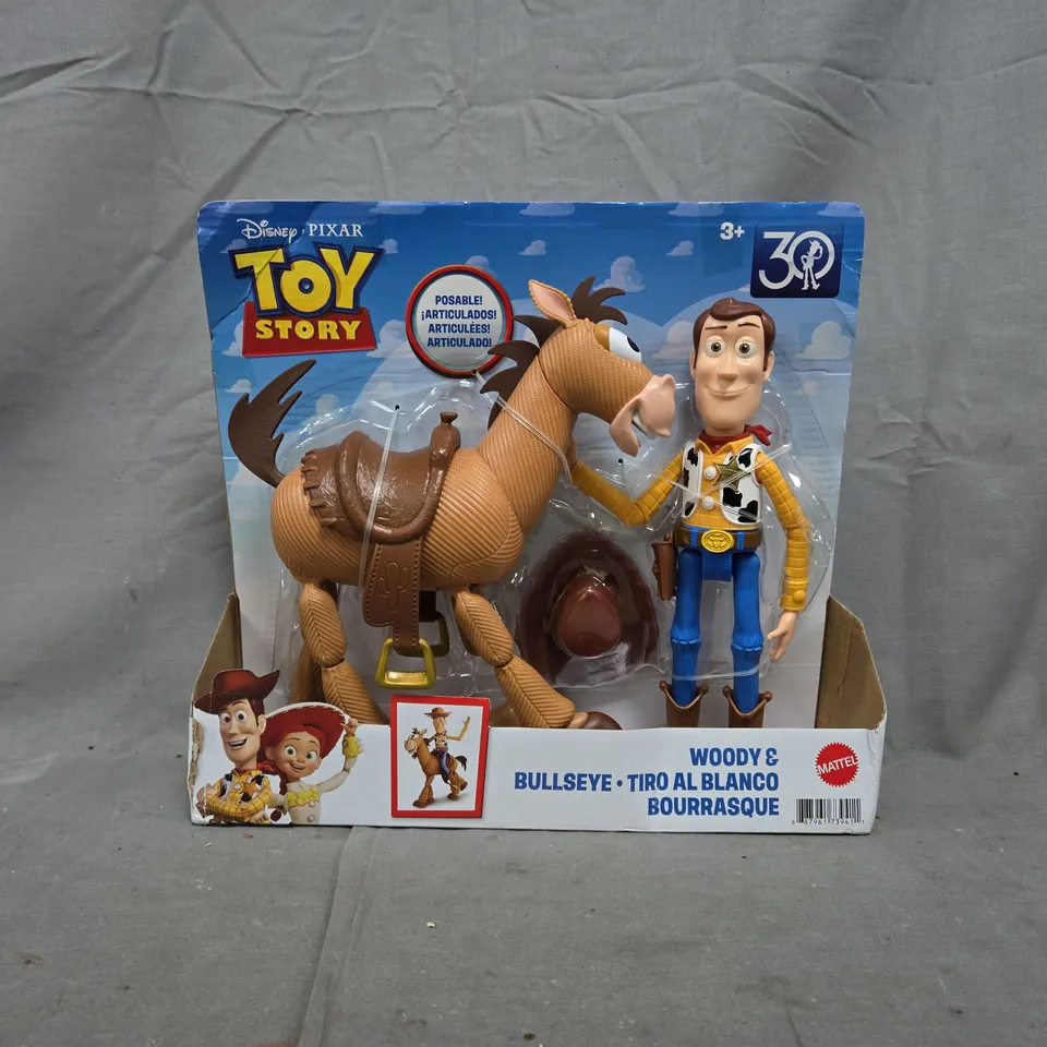 TOY STORY WOODY & BULLSEYE