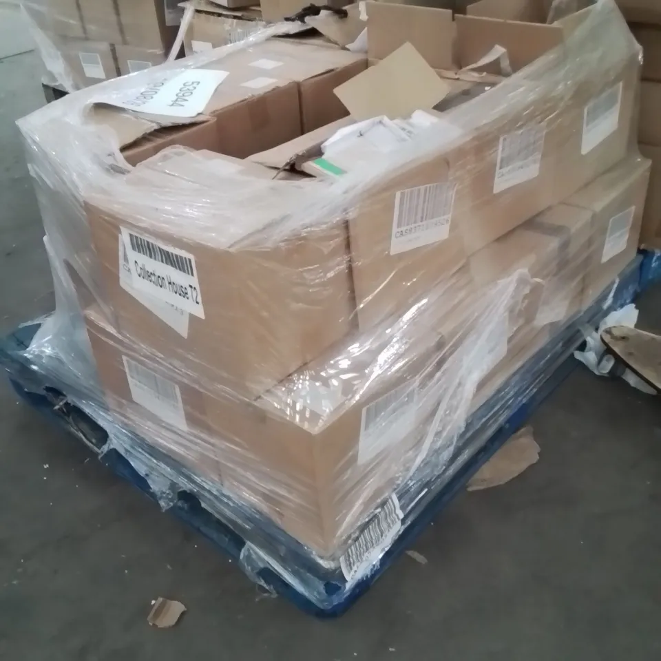 PALLET CONTAINING APPROXIMATELY 200 CYBER BULK COPIES BOOKS