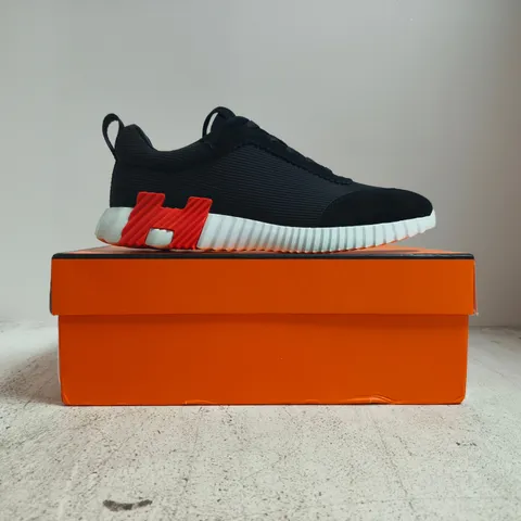BOXED PAIR OF HERMES TRAINERS IN BLACK/WHITE/RED SIZE EU 43