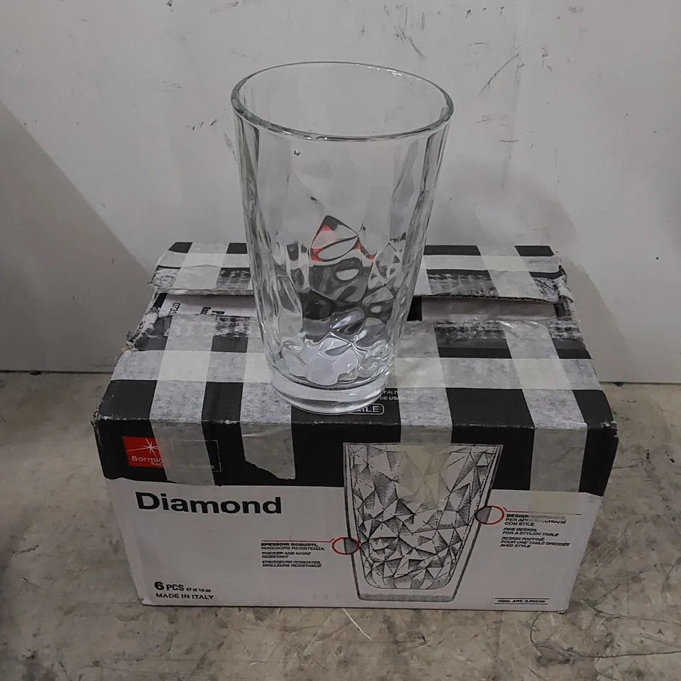 BOXED DIAMOND GLASSWARE SET - SET OF 12