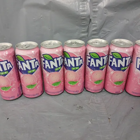 TOTE OF APPROXIMATELY 10 ASSORTED DRINKS ITEMS TO INCLUDE - FANTA