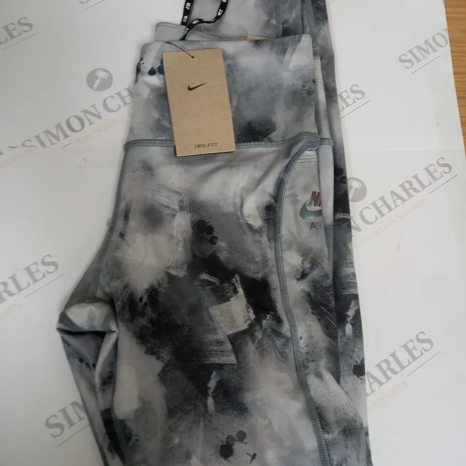 NIKE AIR PATTERNED LEGGINGS SIZE M