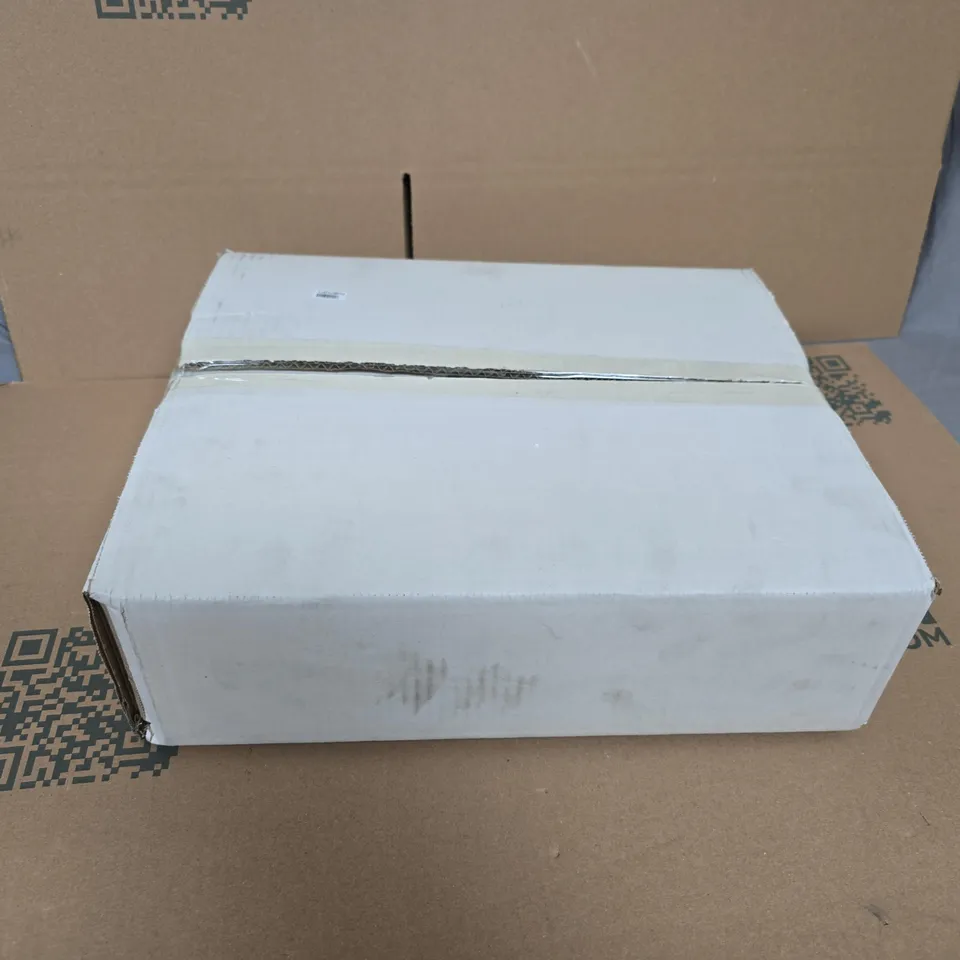 LED RING LIGHT WITH FLAMINGO SILHOUETTE – BLACK TABLE LAMP (BOXED)