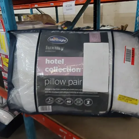 BAGGED SILENTNIGHT HOTEL COLLECTION PIPED PILLOW PAIR