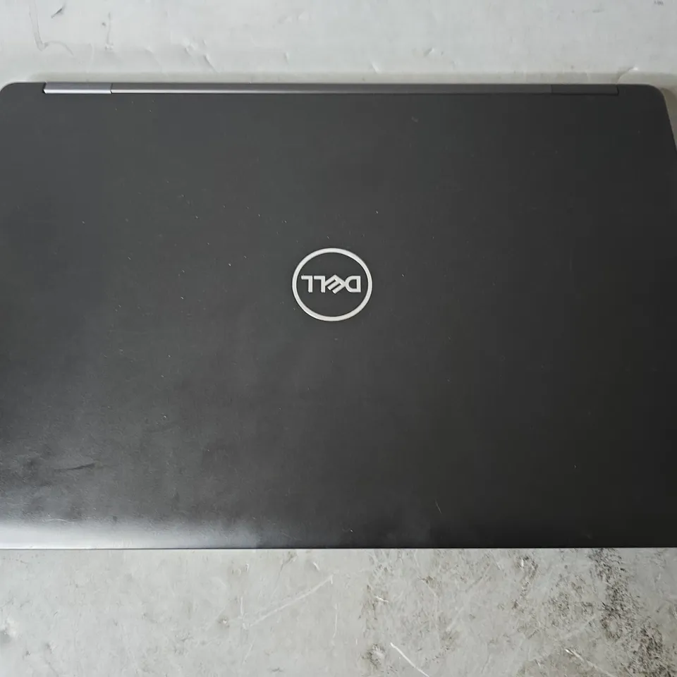 DELL LATITUDE 5590