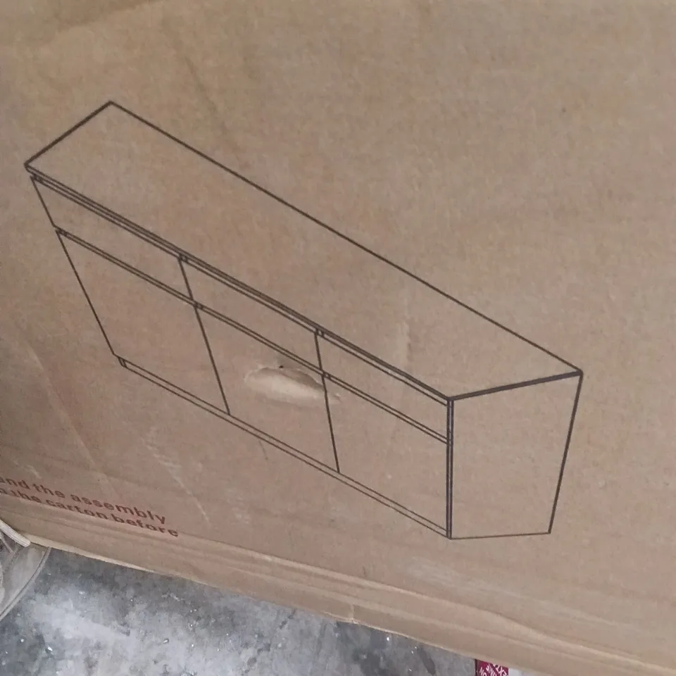 BOXED SIDEBOARD ( 2 BOXES )
