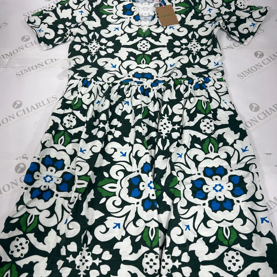 BODEN BOTANICAL PRINT DRESS IN GREEN SIZE 10