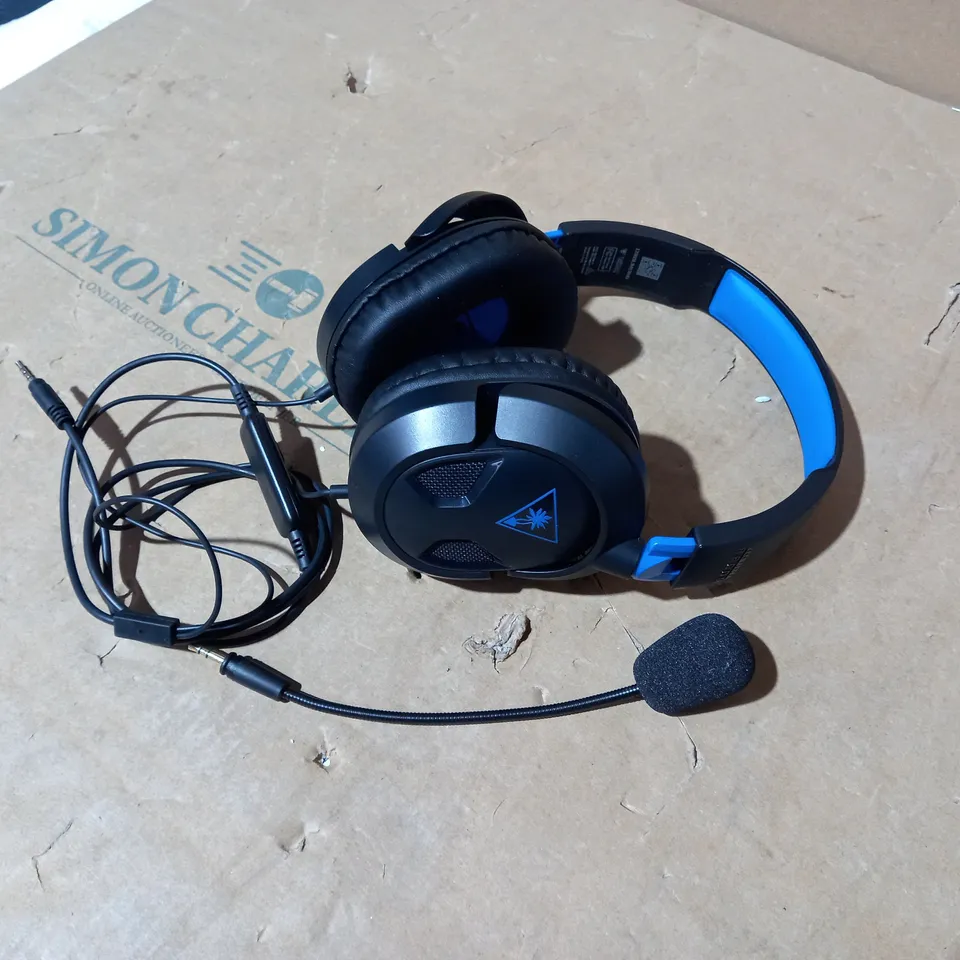 TURTLE BEACH EARFORCE RECON OVER EAR HEADPHONES