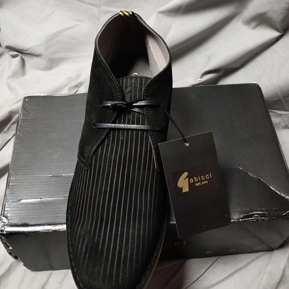 GABICCI BLACK SUEDE LACE-UP SHOES – MEN'S SIZE 11, BOXED