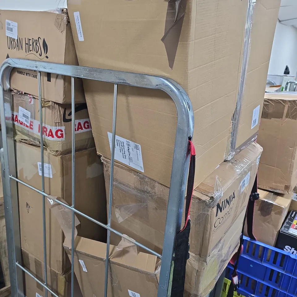 NINJA COMBI BOXED KITCHEN APPLIANCE – A CAGE FULL OF HOUSEHOLD APPLIANCES BROKEN AND MISSING PARTS .