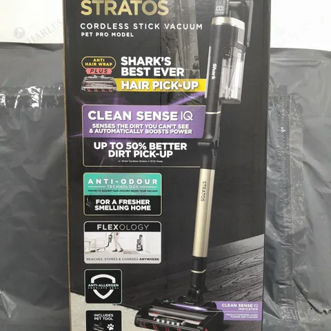 SHARK STRATOS CORDLESS STICK VACUUM CLEANER WITH ANTI HAIR-WRAP 