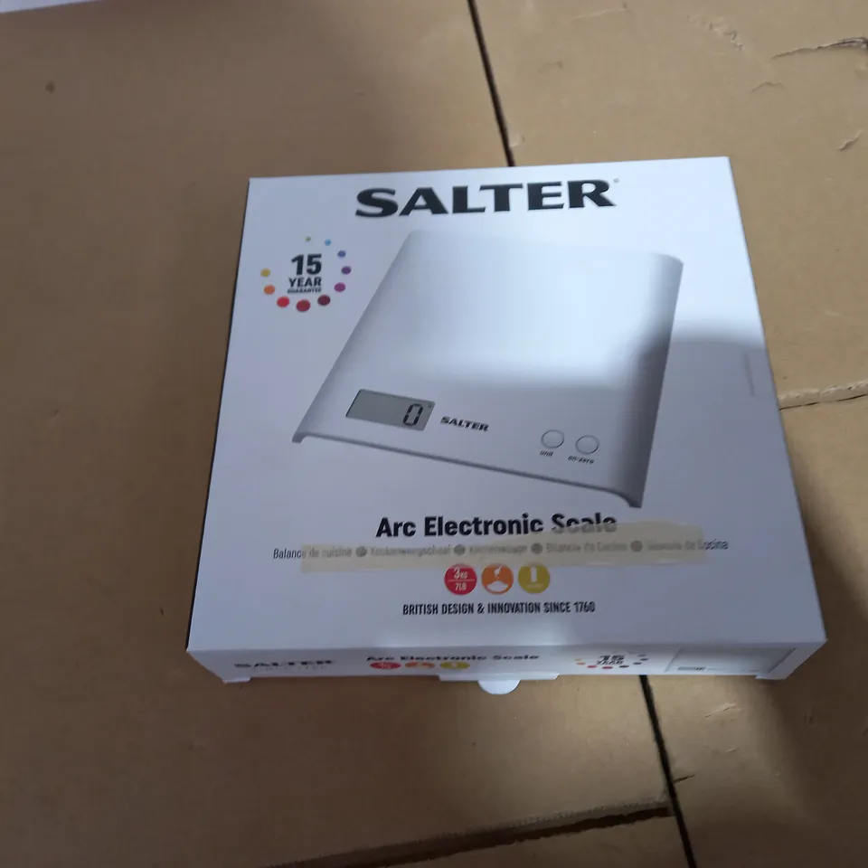 SALTER ARC ELECTRONIC SCALE