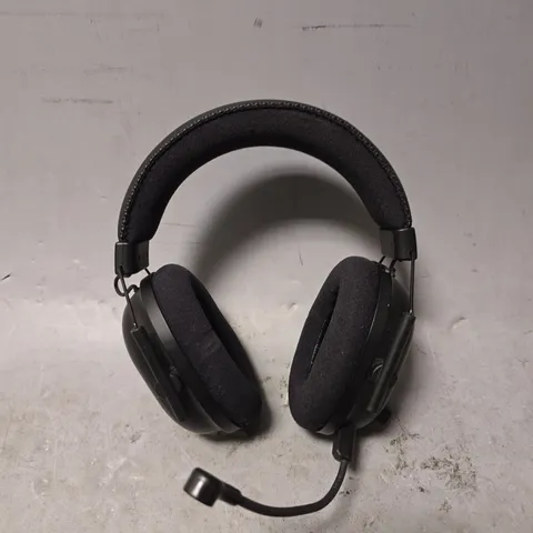 RAZER BLACK HEADSET - MODEL UNSPECIFIED 