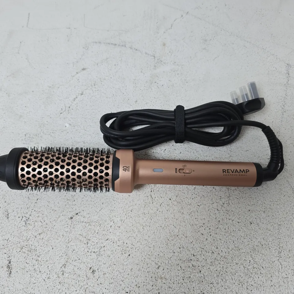 BOXED REVAMP CERAMIC 40MM HOT BRUSH