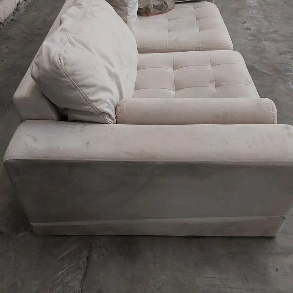 DESIGNER FABRUC UPHOLSTERED SOFA WITH CUSHIONS 