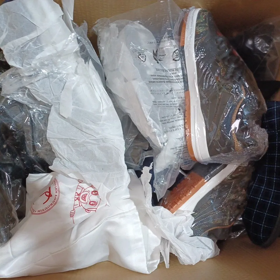 BOX OF APPROXIMATELY 20 ASSORTED PAIRS OF SHOES AND FOOTWEAR ITEMS IN VARIOUS STYLES AND SIZES TO INCLUDE ZARA, PUMA, ASICS, ETC