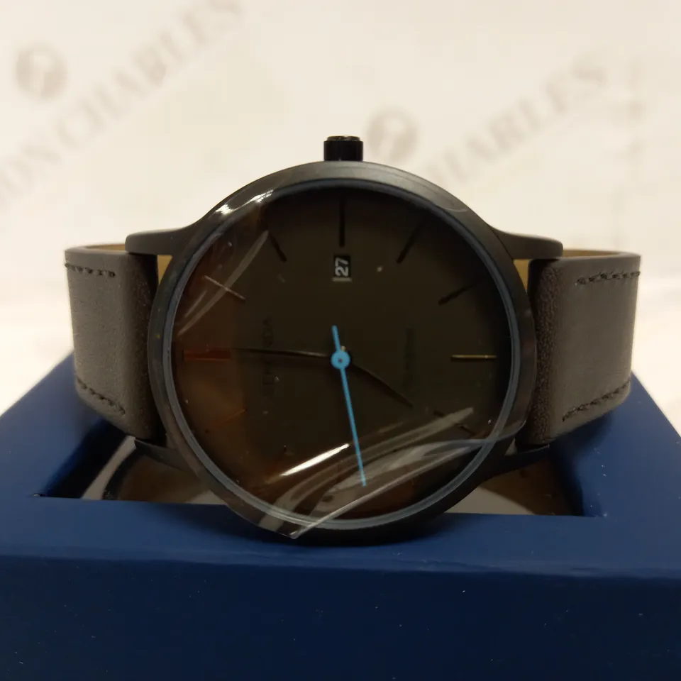 SEKONDA LEATHER STRAP WATCH