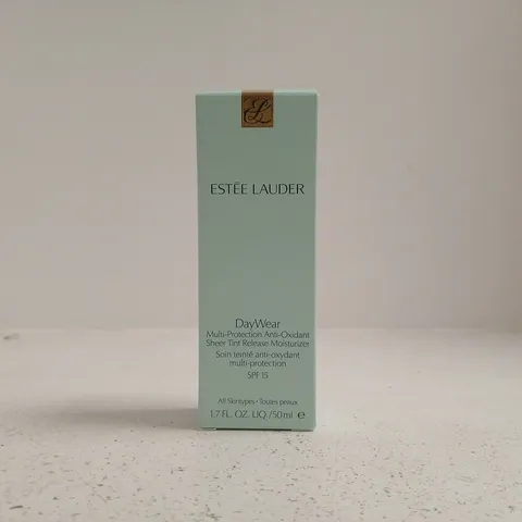 ESTΓE LAUDER DAYWEAR SPF 15 SHEER TINT RELEASE MOISTURIZER β BOXED (50ML)