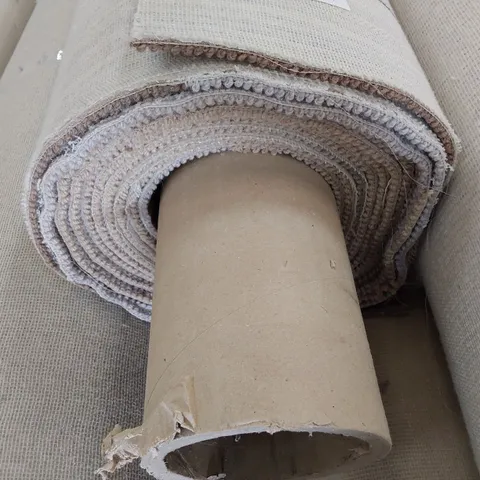ROLL OF QUALITY PORTOFINO CARPET APPROXIMATELY 4M × 7.71M
