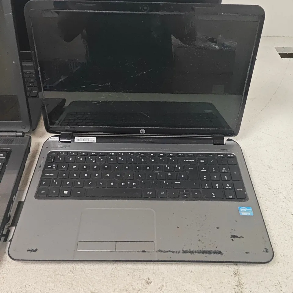 LOT OF 4 ASSORTED LAPTOPS TO INCLUDE HP, TOSHIBA AND DELL