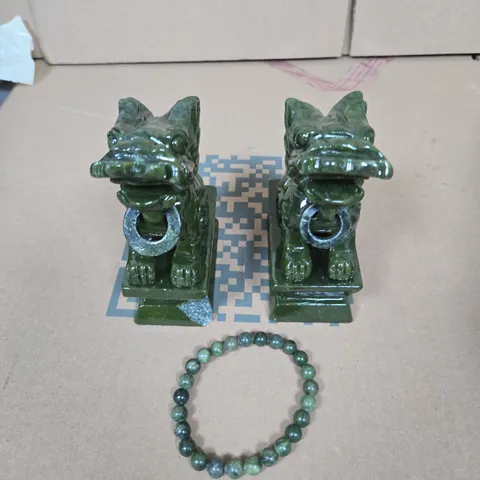 SET OF 2 SERPENTINE DRAGON ORNAMENTS WITH A BRACELET GREEN