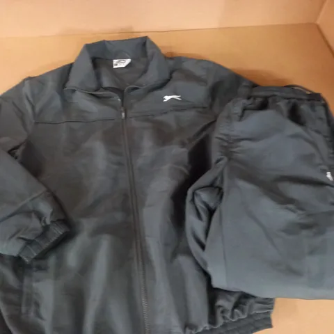 SLAZENGER ZIP THROUGH TRACKSUIT IN GREY - M