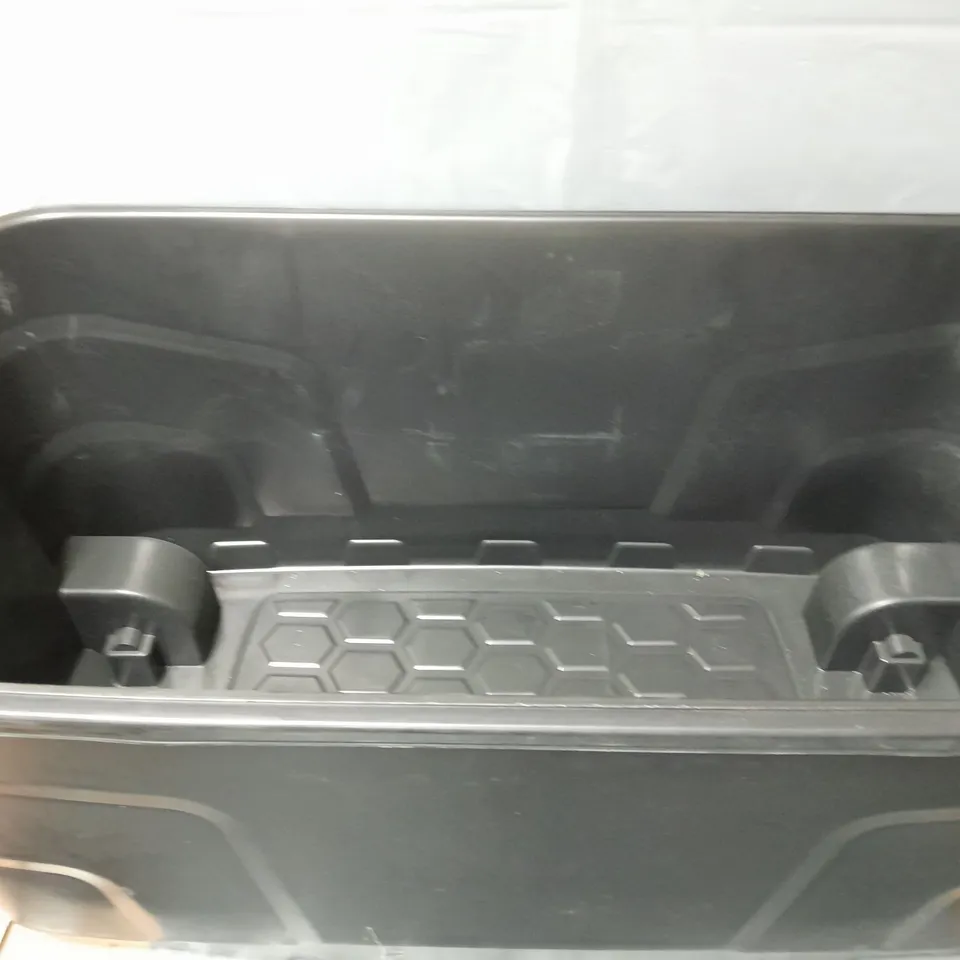 LARGE WHEELED HEAVY DUTY STORAGE TRUNK WITH LID